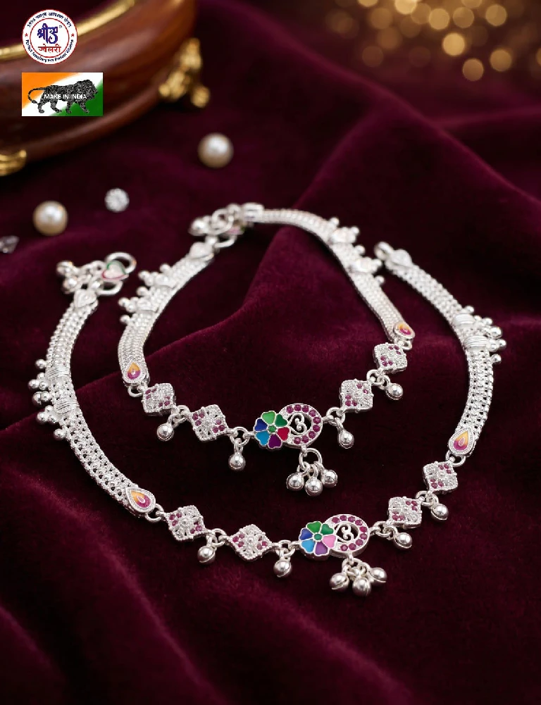 SJ 700 Payal